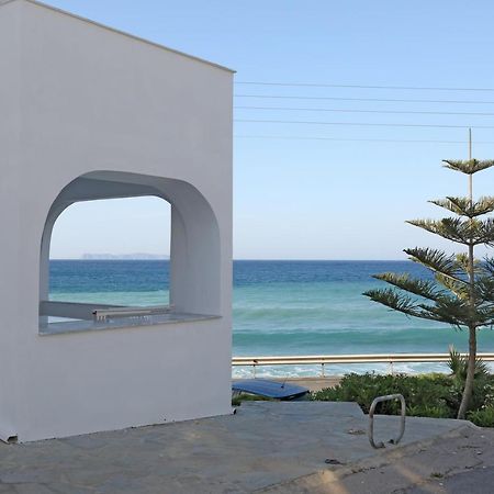 Βlue Comfort Apts-Sitia Apartment Luaran gambar